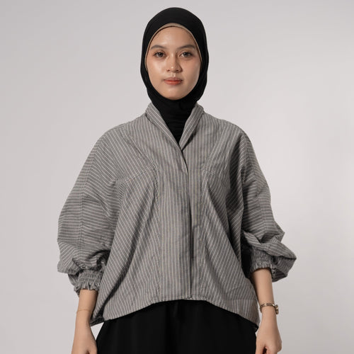 Kirei Blouse