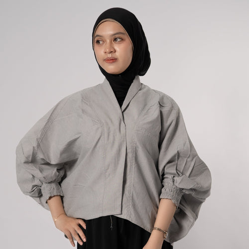 Kirei Blouse