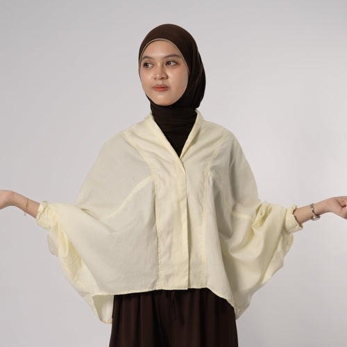 Kirei Blouse