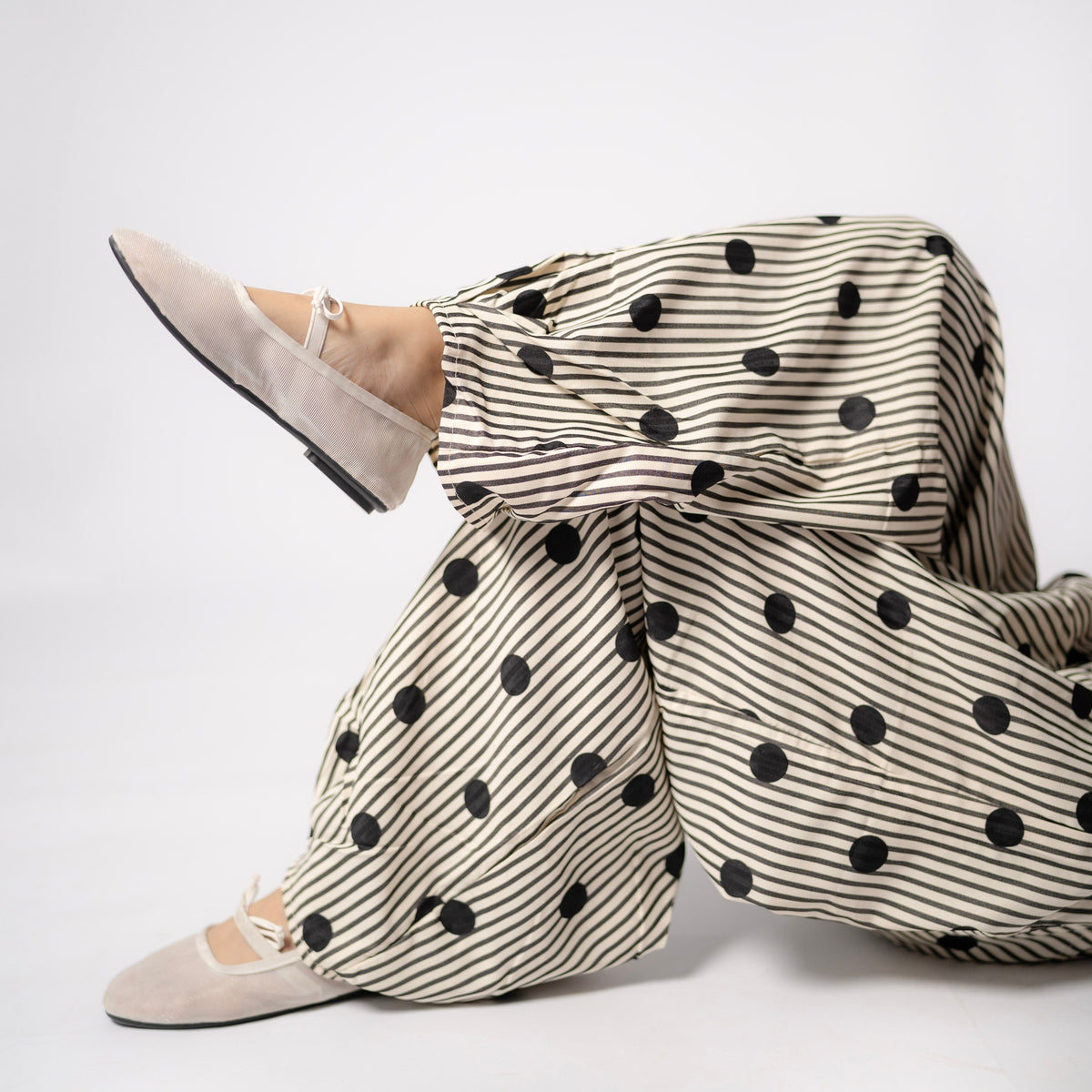 POU  Barrels Pants